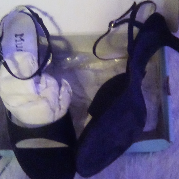 NWT Strappy Black SATIN Heels With Ankle Strap And Buckle - Picture 9 of 11